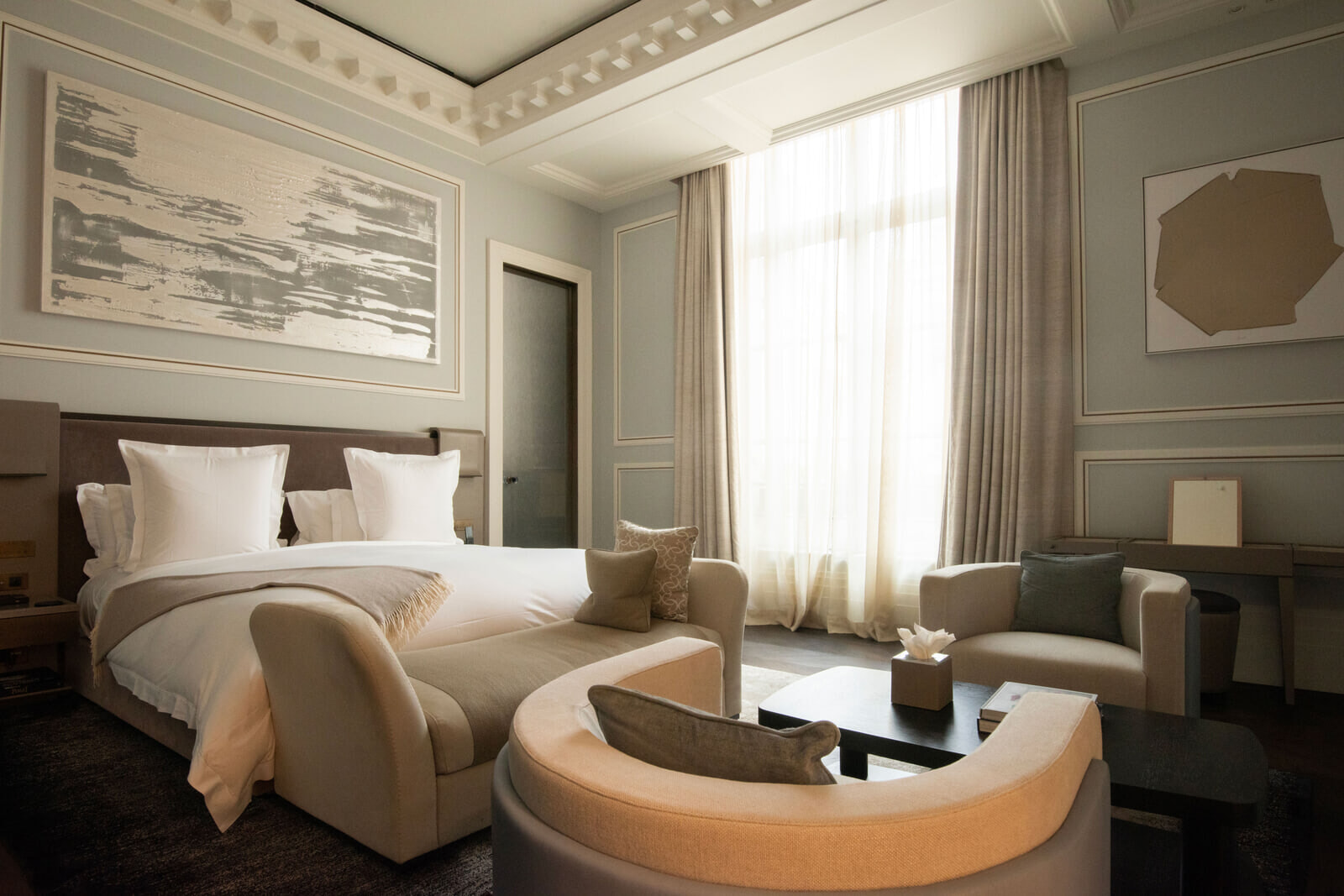 アールドゥヴィーヴルを体感する、1908年築の邸宅ホテル。